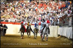 PALIO DI ASTI anno 2024 - 1 settembre 2024 le batterie e la finale - fotografia di Vittorio Ubertone  https://www.400asa.photo - https://www.saporidelpiemonte.net